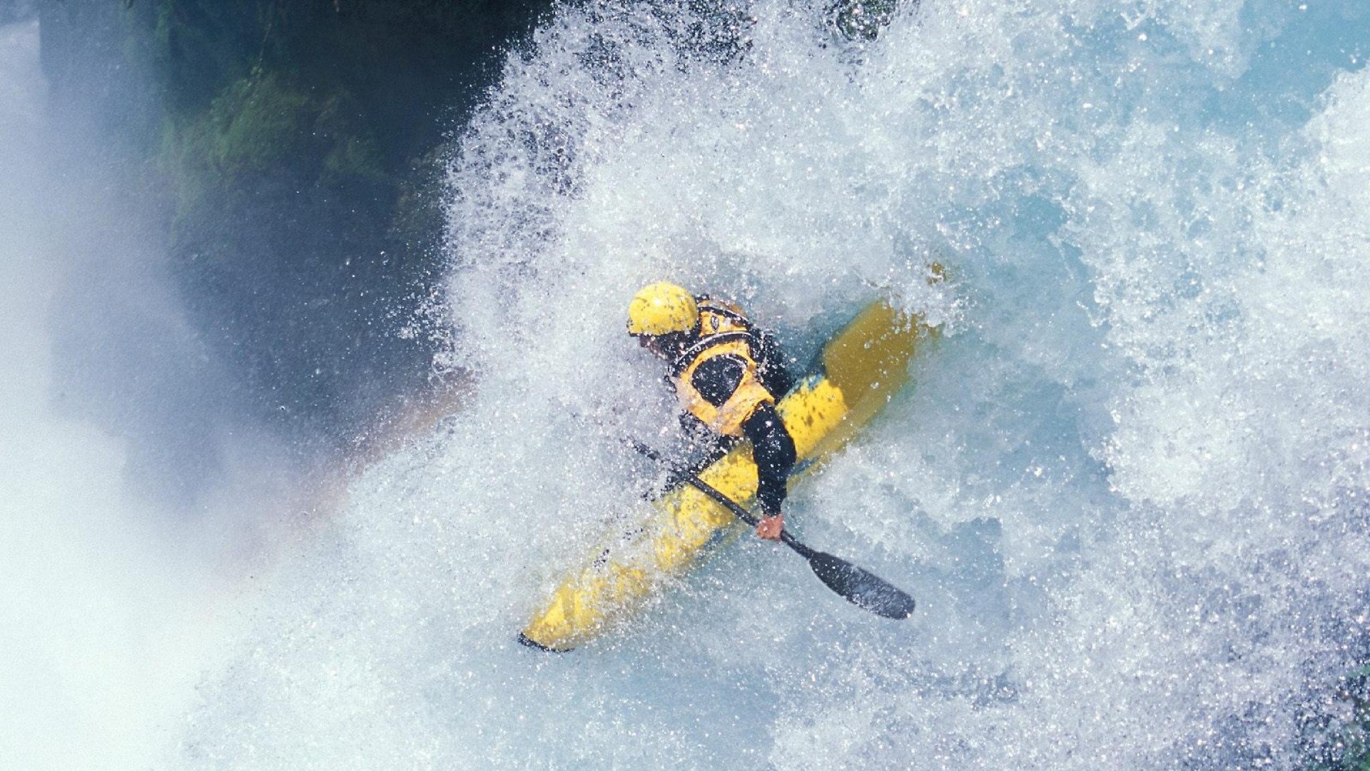 TheShy赛事官方发布势不可挡新规，巴塞罗那争议不断！